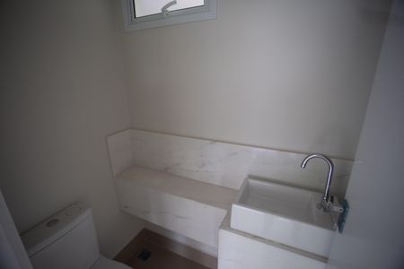 Apartamento à venda com 134m², 4 quartos e 4 vagasLavabo