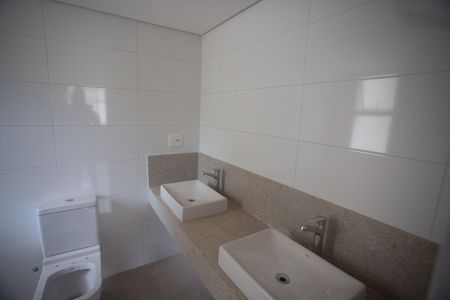 Apartamento à venda com 134m², 4 quartos e 4 vagasSuite 2