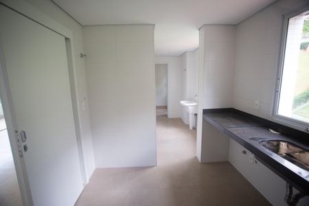 Apartamento à venda com 134m², 4 quartos e 4 vagasCozinha