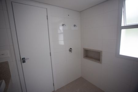 Apartamento à venda com 134m², 4 quartos e 4 vagasSuite 2