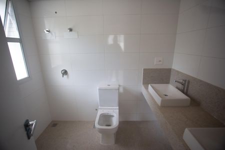 Apartamento à venda com 134m², 4 quartos e 4 vagasSuite 2