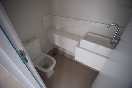 Apartamento à venda com 134m², 4 quartos e 4 vagasLavabo