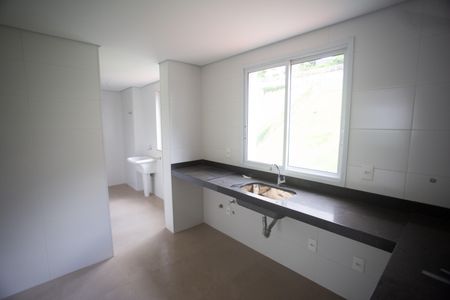 Apartamento à venda com 134m², 4 quartos e 4 vagasCozinha