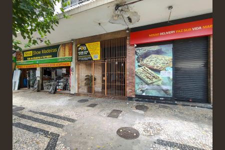 Apartamento à venda com 55m², 1 quarto e sem vagaFachada e portaria