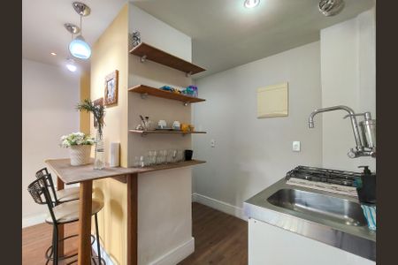 Apartamento à venda com 55m², 1 quarto e sem vagaCozinha