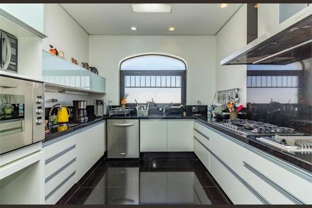 Apartamento à venda com 5 quartos, 350m² em Santa Cecilia, São Paulo