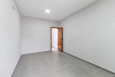 Casa à venda com 90m², 2 quartos e 2 vagasSuíte 1
