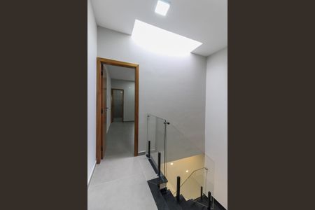Casa à venda com 90m², 2 quartos e 2 vagasCorredor
