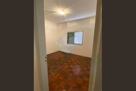 Casa à venda com 3 quartos, 100m² em Vila Campo Grande, São Paulo