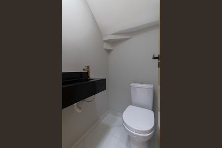 Casa à venda com 90m², 2 quartos e 2 vagasLavabo