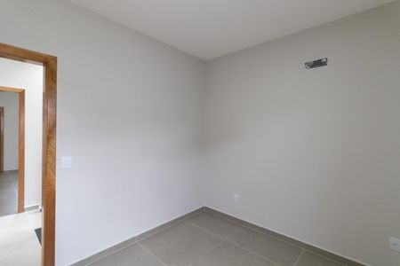 Casa à venda com 90m², 2 quartos e 2 vagasSuíte 1