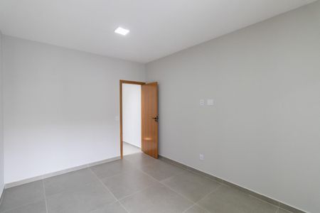 Casa à venda com 90m², 2 quartos e 2 vagasSuíte 2
