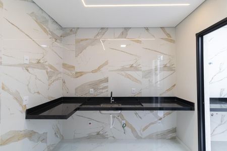 Casa à venda com 90m², 2 quartos e 2 vagasCozinha