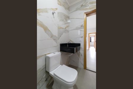 Casa à venda com 90m², 2 quartos e 2 vagasBanheiro Suíte 2