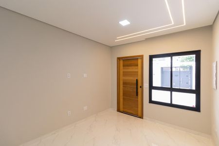 Casa à venda com 90m², 2 quartos e 2 vagasSala