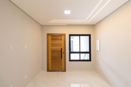 Casa à venda com 90m², 2 quartos e 2 vagasSala