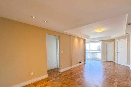 Apartamento para alugar com 138m², 3 quartos e 2 vagasSala