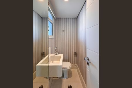 Apartamento para alugar com 138m², 3 quartos e 2 vagasLavabo