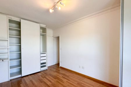Apartamento para alugar com 138m², 3 quartos e 2 vagasSuíte 1