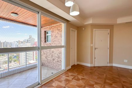 Apartamento para alugar com 138m², 3 quartos e 2 vagasSala