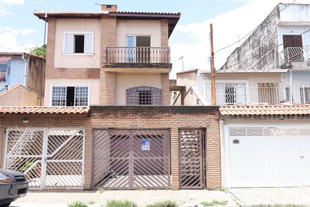 Casa para alugar com 245m², 4 quartos e 4 vagasFachada do imóvel - Placa instalada no portão do imóvel - Código OPGG-27
