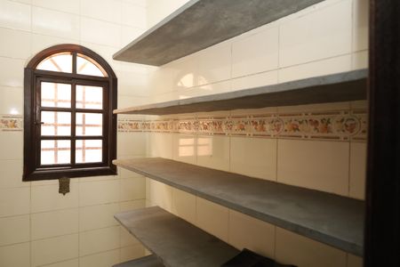 Casa para alugar com 245m², 4 quartos e 4 vagasCozinha - Despensa