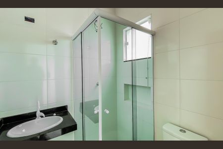 Casa à venda com 80m², 2 quartos e 2 vagasBanheiro da Suíte