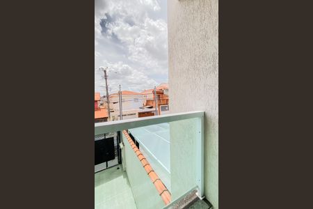 Casa à venda com 80m², 2 quartos e 2 vagasVaranda