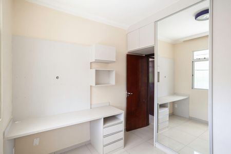 Apartamento à venda com 134m², 3 quartos e 1 vagaQuarto 2