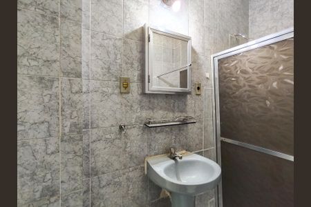 Apartamento à venda com 60m², 2 quartos e sem vagaBanheiro Corredor