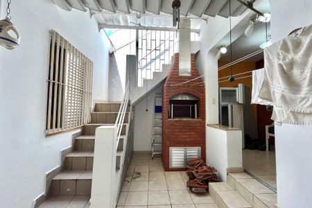 Casa à venda com 139m², 3 quartos e 2 vagasQuintal