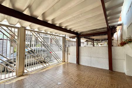 Casa à venda com 139m², 3 quartos e 2 vagasGaragem