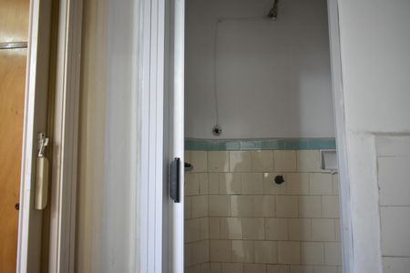 Banheiro de serviço de casa à venda com 2 quartos, 139m² em Mirandópolis, São Paulo