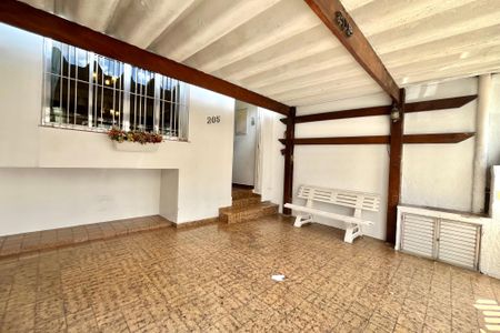 Casa à venda com 139m², 3 quartos e 2 vagasGaragem