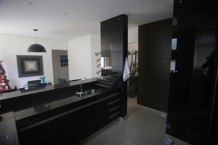 Apartamento à venda com 110m², 3 quartos e 2 vagasCozinha