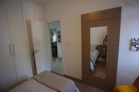 Apartamento à venda com 110m², 3 quartos e 2 vagasQuarto 2