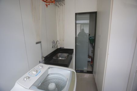 Apartamento à venda com 110m², 3 quartos e 2 vagasArea de serviço