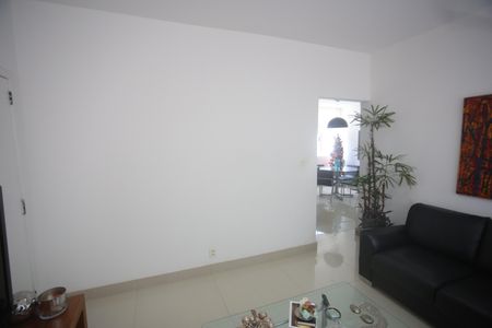 Apartamento à venda com 110m², 3 quartos e 2 vagasSala