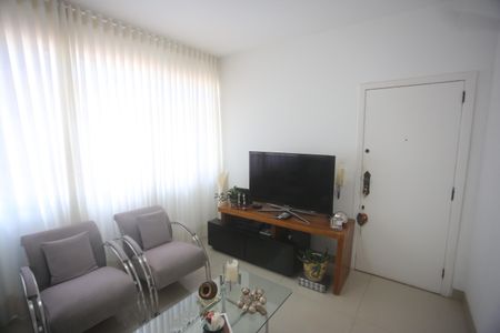 Apartamento à venda com 110m², 3 quartos e 2 vagasSala