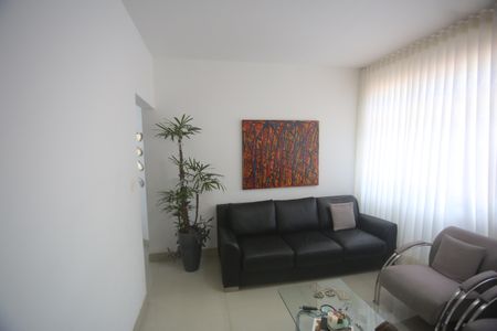 Apartamento à venda com 110m², 3 quartos e 2 vagasSala