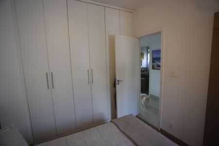 Apartamento à venda com 110m², 3 quartos e 2 vagasQuarto 2