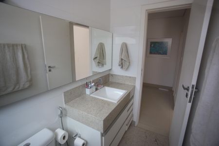 Apartamento à venda com 110m², 3 quartos e 2 vagasBanheiro