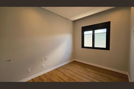 Casa de condomínio à venda com 432m², 4 quartos e 4 vagas