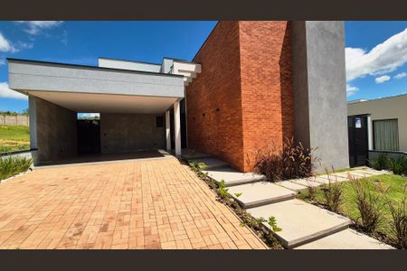 Casa de condomínio à venda com 432m², 4 quartos e 4 vagas