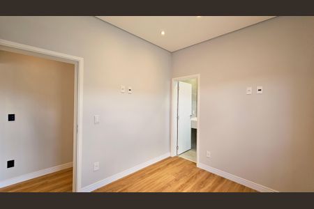 Casa de condomínio à venda com 432m², 4 quartos e 4 vagas