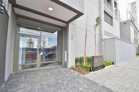 Studio à venda com 33m², 1 quarto e sem vagaFachada e portaria
