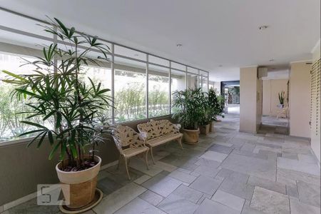 Apartamento à venda com 33m², 1 quarto e 1 vagaÁrea comum