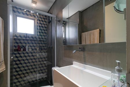 Banheiro de apartamento para alugar com 1 quarto, 33m² em Pompeia, São Paulo