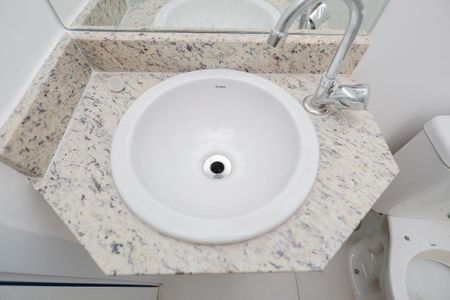 Apartamento à venda com 39m², 2 quartos e sem vagaBanheiro