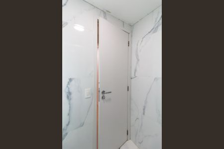 Apartamento para alugar com 48m², 2 quartos e 1 vaga Apartamento para alugar com 48m², 2 quartos e 1 vagaBanheiro